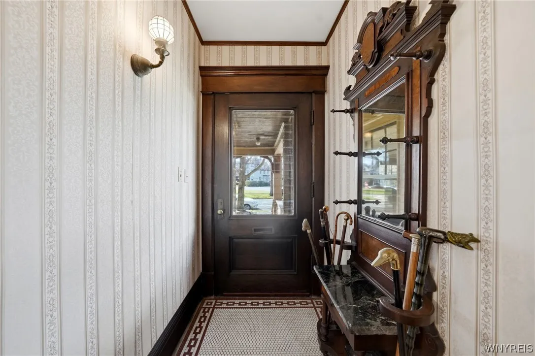 82 Bidwell Parkway, Buffalo, New York 14222, Buffalo, New York 14222, 5 Bedrooms Bedrooms, 17 Rooms Rooms,3 BathroomsBathrooms,Residential,For Sale,82 Bidwell Parkway, Buffalo, New York 14222,0,B1675578