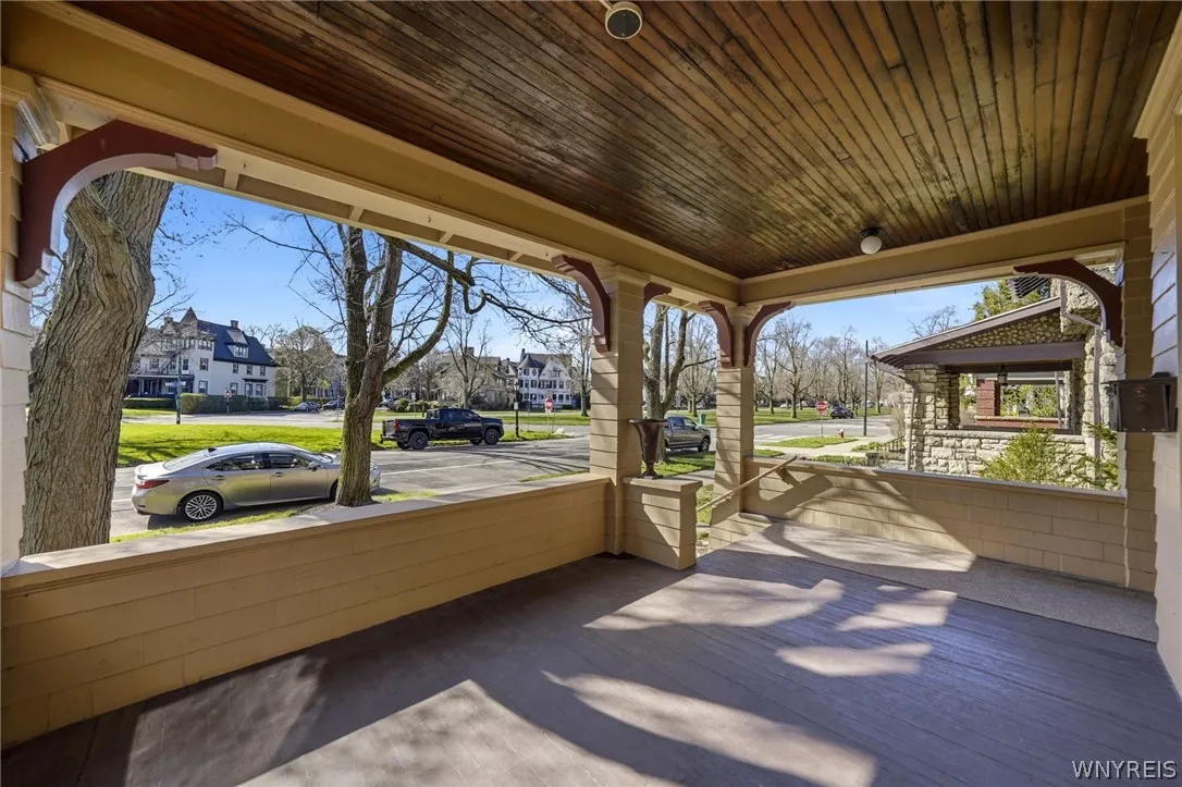 82 Bidwell Parkway, Buffalo, New York 14222, Buffalo, New York 14222, 5 Bedrooms Bedrooms, 17 Rooms Rooms,3 BathroomsBathrooms,Residential,For Sale,82 Bidwell Parkway, Buffalo, New York 14222,0,B1675578