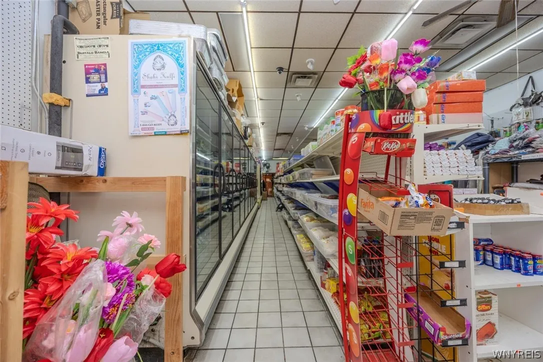 294 West Ferry, Buffalo, New York 14213, Buffalo, New York 14213, ,Commercial Lease,For Rent,294 West Ferry, Buffalo, New York 14213,0,B1675743