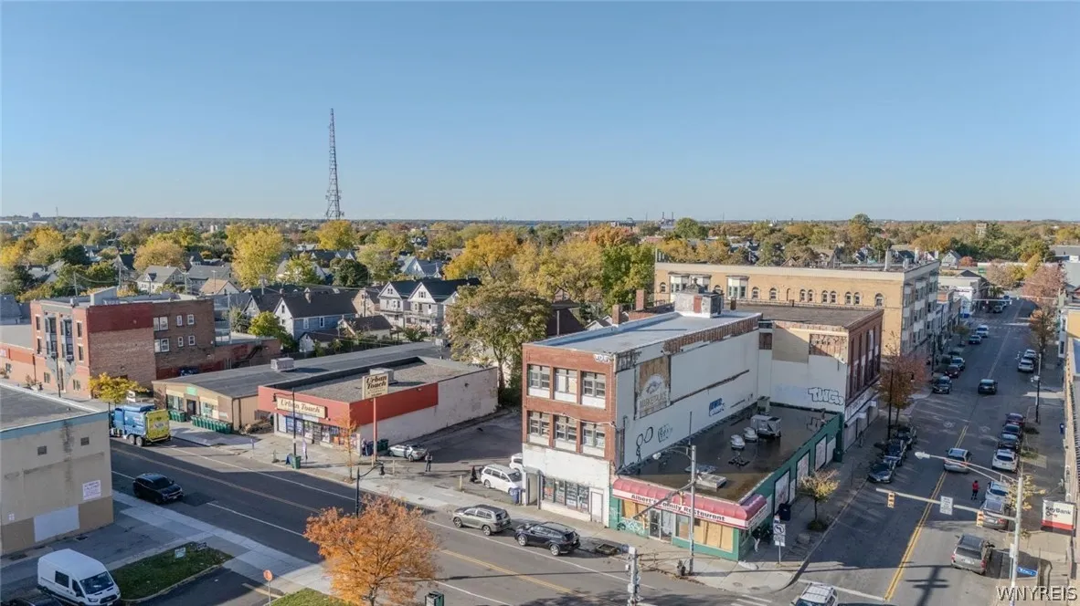 294 West Ferry, Buffalo, New York 14213, Buffalo, New York 14213, ,Commercial Lease,For Rent,294 West Ferry, Buffalo, New York 14213,0,B1675743