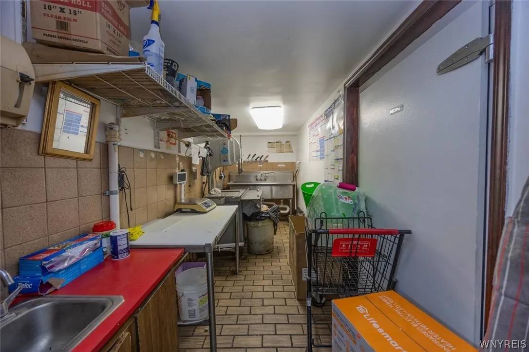 294 West Ferry, Buffalo, New York 14213, Buffalo, New York 14213, ,Commercial Lease,For Rent,294 West Ferry, Buffalo, New York 14213,0,B1675743