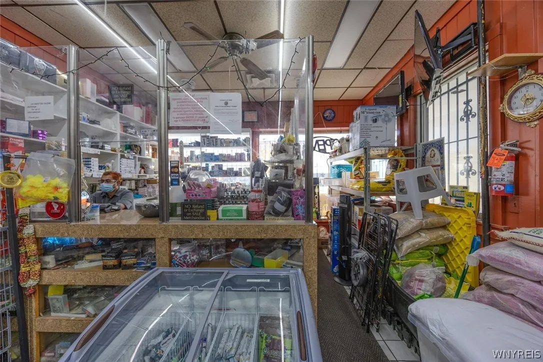 294 West Ferry, Buffalo, New York 14213, Buffalo, New York 14213, ,Commercial Lease,For Rent,294 West Ferry, Buffalo, New York 14213,0,B1675743