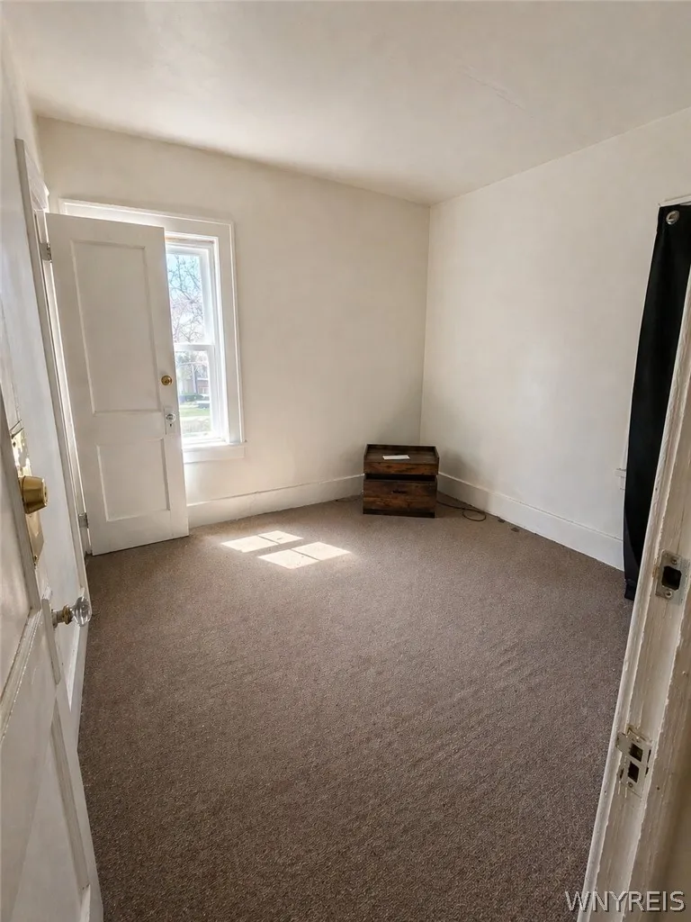 158 Merrimac Street, Buffalo, New York 14214, Buffalo, New York 14214, 4 Bedrooms Bedrooms, 8 Rooms Rooms,2 BathroomsBathrooms,Residential,For Sale,158 Merrimac Street, Buffalo, New York 14214,0,B1675695