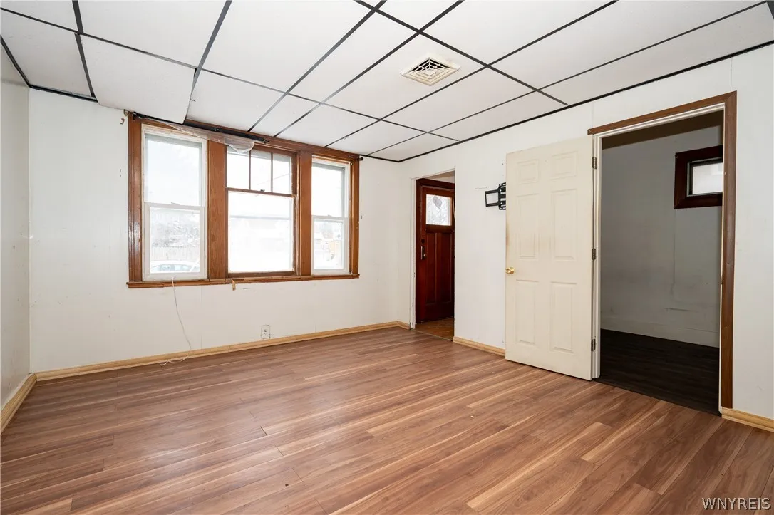 884 East Eagle Street N, Buffalo, New York 14210, Buffalo, New York 14210, 3 Bedrooms Bedrooms, 6 Rooms Rooms,1 BathroomBathrooms,Residential,For Sale,884 East Eagle Street N, Buffalo, New York 14210,0,B1674181