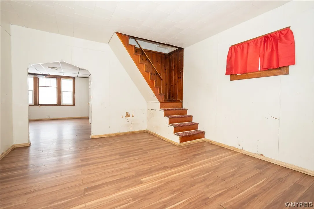 884 East Eagle Street N, Buffalo, New York 14210, Buffalo, New York 14210, 3 Bedrooms Bedrooms, 6 Rooms Rooms,1 BathroomBathrooms,Residential,For Sale,884 East Eagle Street N, Buffalo, New York 14210,0,B1674181