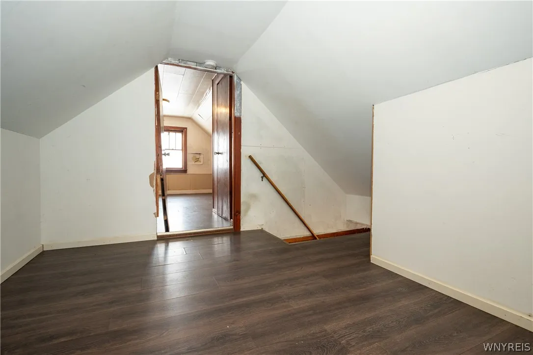 884 East Eagle Street N, Buffalo, New York 14210, Buffalo, New York 14210, 3 Bedrooms Bedrooms, 6 Rooms Rooms,1 BathroomBathrooms,Residential,For Sale,884 East Eagle Street N, Buffalo, New York 14210,0,B1674181
