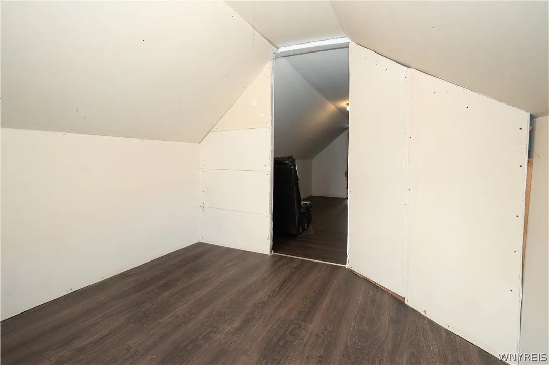 884 East Eagle Street N, Buffalo, New York 14210, Buffalo, New York 14210, 3 Bedrooms Bedrooms, 6 Rooms Rooms,1 BathroomBathrooms,Residential,For Sale,884 East Eagle Street N, Buffalo, New York 14210,0,B1674181