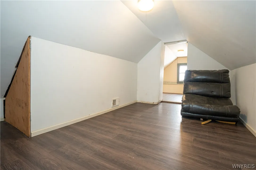 884 East Eagle Street N, Buffalo, New York 14210, Buffalo, New York 14210, 3 Bedrooms Bedrooms, 6 Rooms Rooms,1 BathroomBathrooms,Residential,For Sale,884 East Eagle Street N, Buffalo, New York 14210,0,B1674181