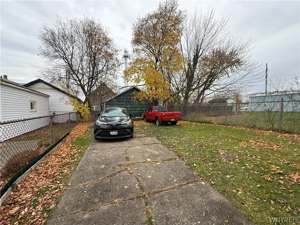 146 Evelyn Street, Buffalo, New York 14207, Buffalo, New York 14207, 3 Bedrooms Bedrooms, 6 Rooms Rooms,1 BathroomBathrooms,Residential,For Sale,146 Evelyn Street, Buffalo, New York 14207,0,B1652837