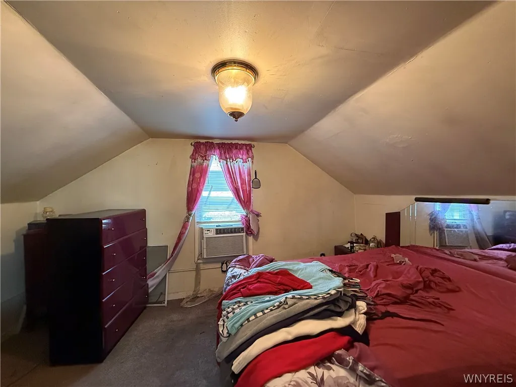 146 Evelyn Street, Buffalo, New York 14207, Buffalo, New York 14207, 3 Bedrooms Bedrooms, 6 Rooms Rooms,1 BathroomBathrooms,Residential,For Sale,146 Evelyn Street, Buffalo, New York 14207,0,B1652837