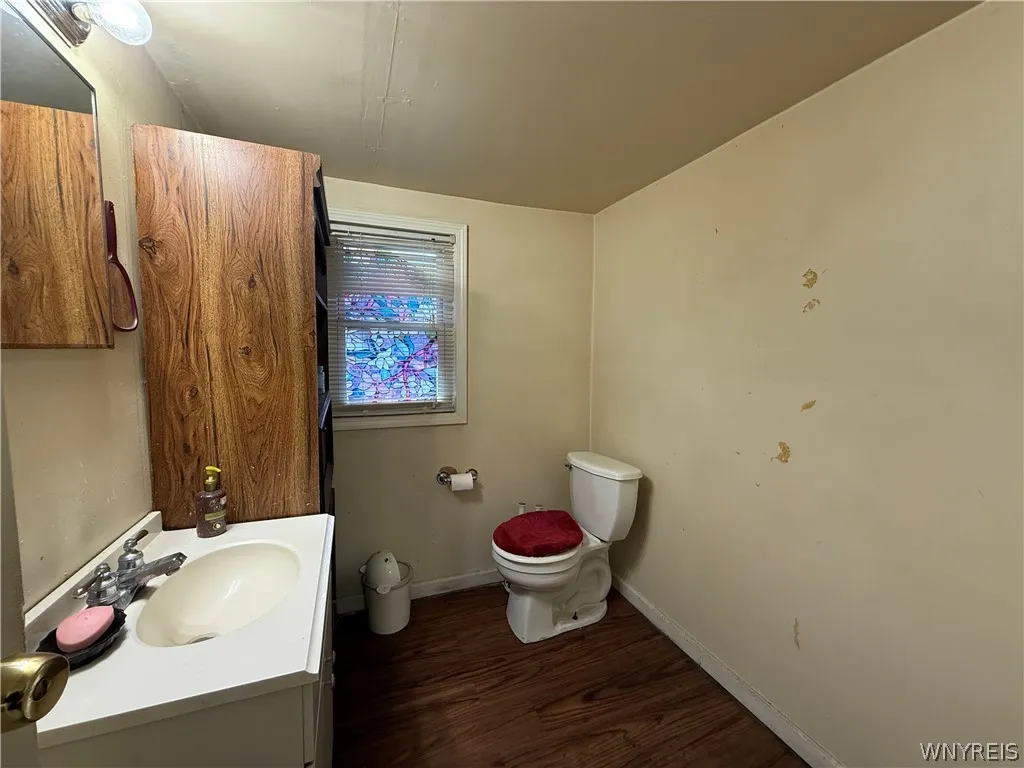 146 Evelyn Street, Buffalo, New York 14207, Buffalo, New York 14207, 3 Bedrooms Bedrooms, 6 Rooms Rooms,1 BathroomBathrooms,Residential,For Sale,146 Evelyn Street, Buffalo, New York 14207,0,B1652837