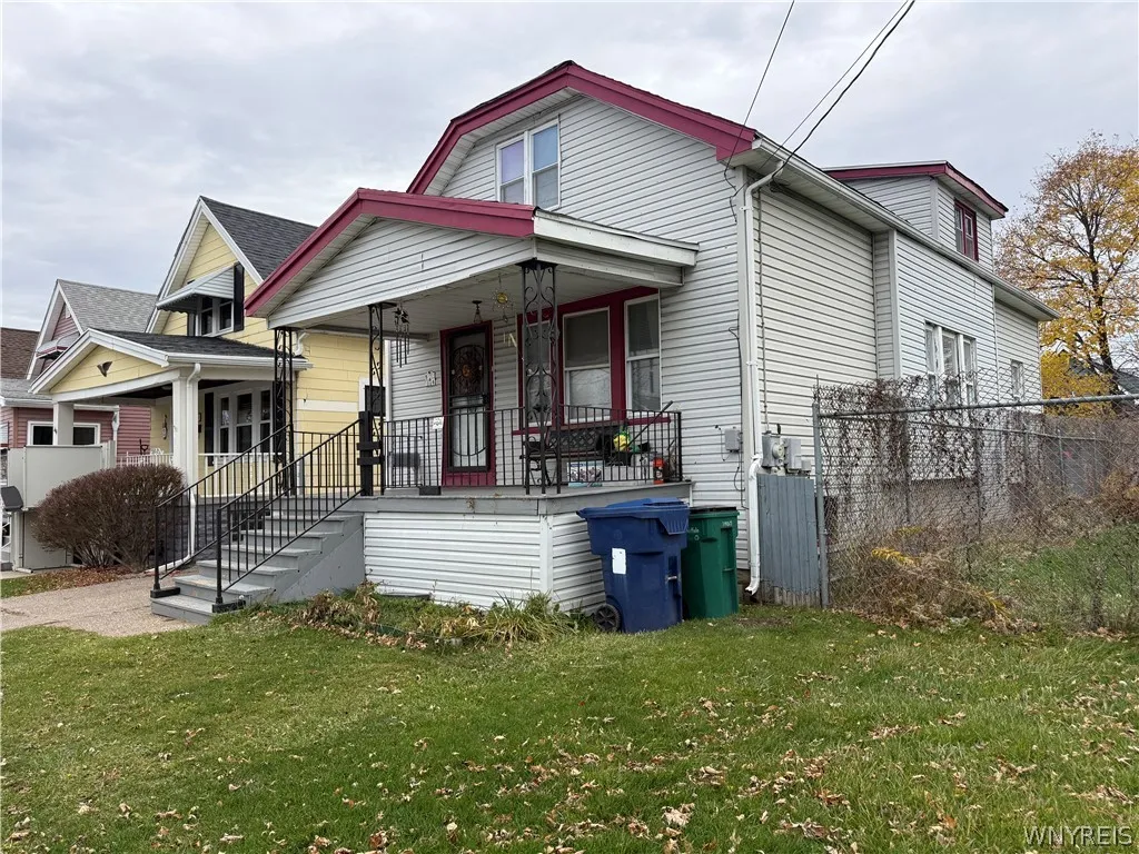 146 Evelyn Street, Buffalo, New York 14207, Buffalo, New York 14207, 3 Bedrooms Bedrooms, 6 Rooms Rooms,1 BathroomBathrooms,Residential,For Sale,146 Evelyn Street, Buffalo, New York 14207,0,B1652837