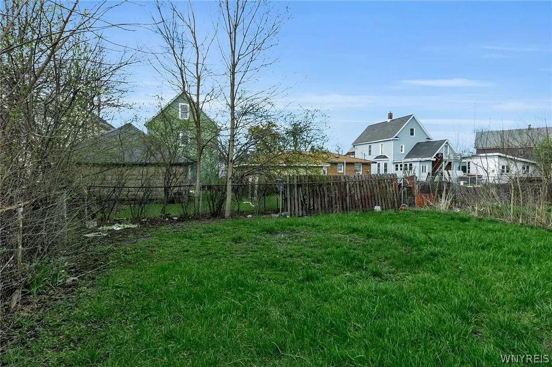 112 Rano Street, Buffalo, New York 14207, Buffalo, New York 14207, 3 Bedrooms Bedrooms, 8 Rooms Rooms,1 BathroomBathrooms,Residential,For Sale,112 Rano Street, Buffalo, New York 14207,0,B1674907