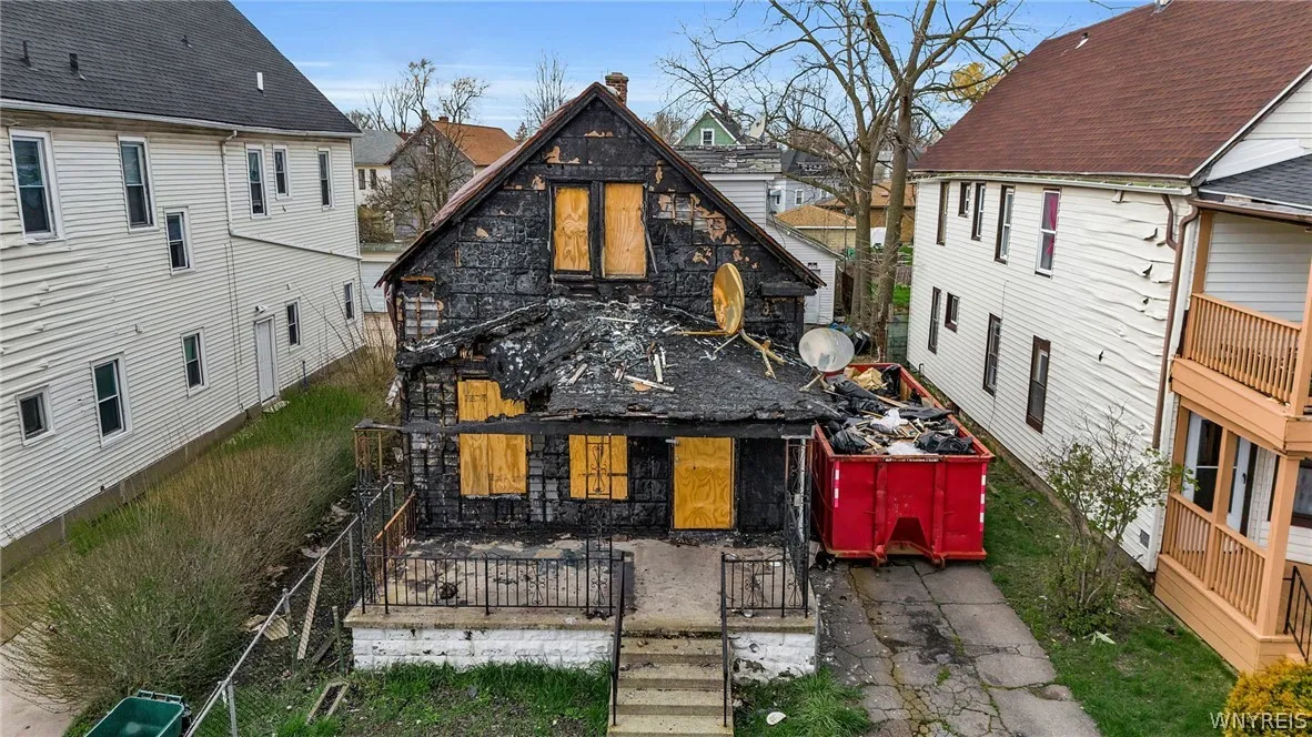 112 Rano Street, Buffalo, New York 14207, Buffalo, New York 14207, 3 Bedrooms Bedrooms, 8 Rooms Rooms,1 BathroomBathrooms,Residential,For Sale,112 Rano Street, Buffalo, New York 14207,0,B1674907
