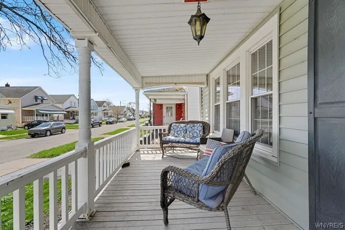 144 Jackson Avenue, Cheektowaga, New York 14212, Cheektowaga, New York 14212, 5 Bedrooms Bedrooms, 9 Rooms Rooms,2 BathroomsBathrooms,Residential,For Sale,144 Jackson Avenue, Cheektowaga, New York 14212,0,B1675140
