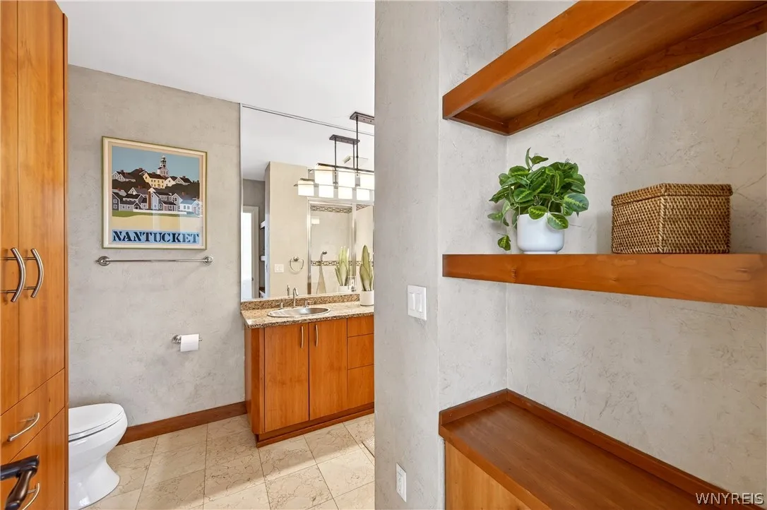 610 Main Street 1201, Buffalo, New York 14202, Buffalo, New York 14202, 2 Bedrooms Bedrooms, 6 Rooms Rooms,2 BathroomsBathrooms,Residential,For Sale,610 Main Street 1201, Buffalo, New York 14202,0,B1675083