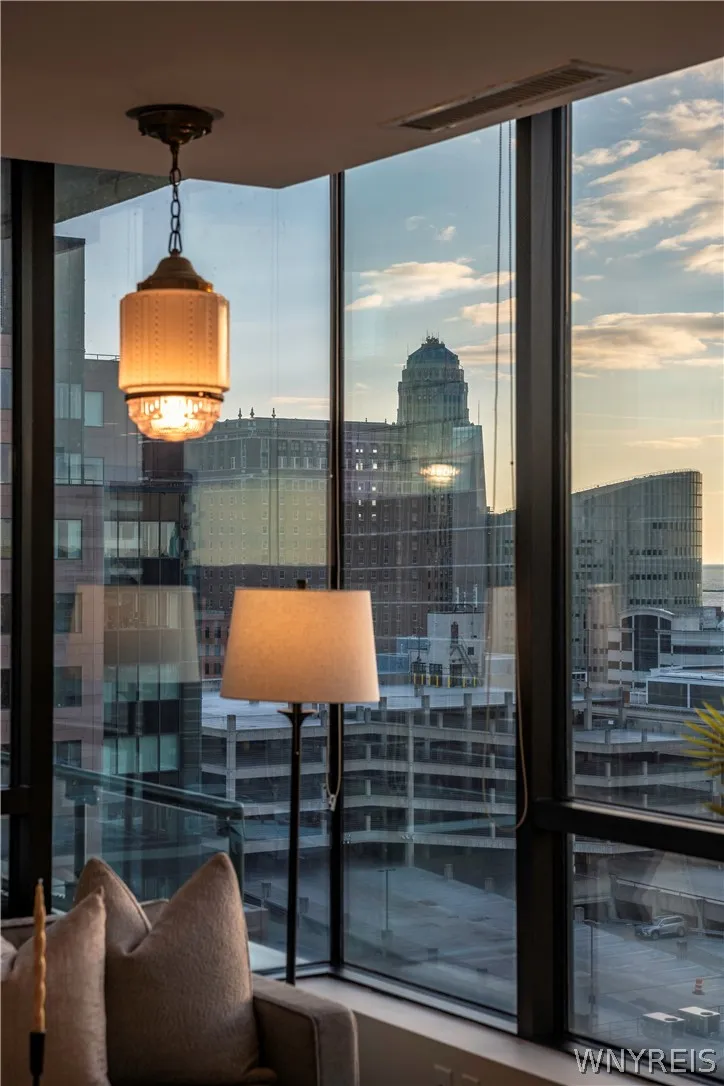 610 Main Street 1201, Buffalo, New York 14202, Buffalo, New York 14202, 2 Bedrooms Bedrooms, 6 Rooms Rooms,2 BathroomsBathrooms,Residential,For Sale,610 Main Street 1201, Buffalo, New York 14202,0,B1675083