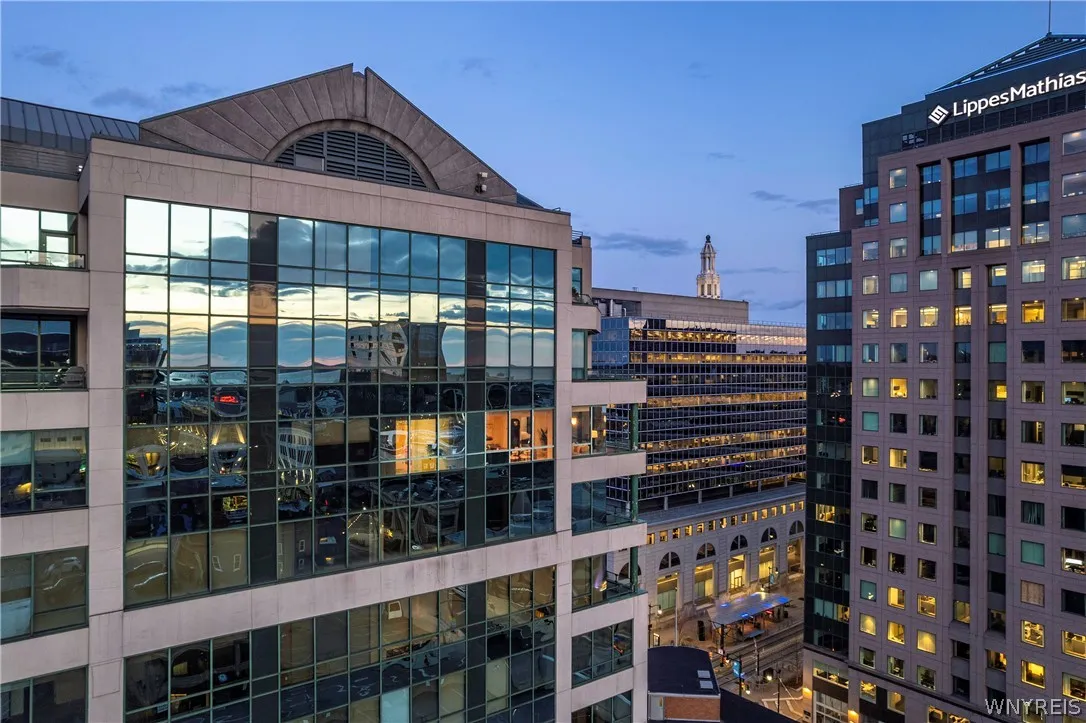 610 Main Street 1201, Buffalo, New York 14202, Buffalo, New York 14202, 2 Bedrooms Bedrooms, 6 Rooms Rooms,2 BathroomsBathrooms,Residential,For Sale,610 Main Street 1201, Buffalo, New York 14202,0,B1675083