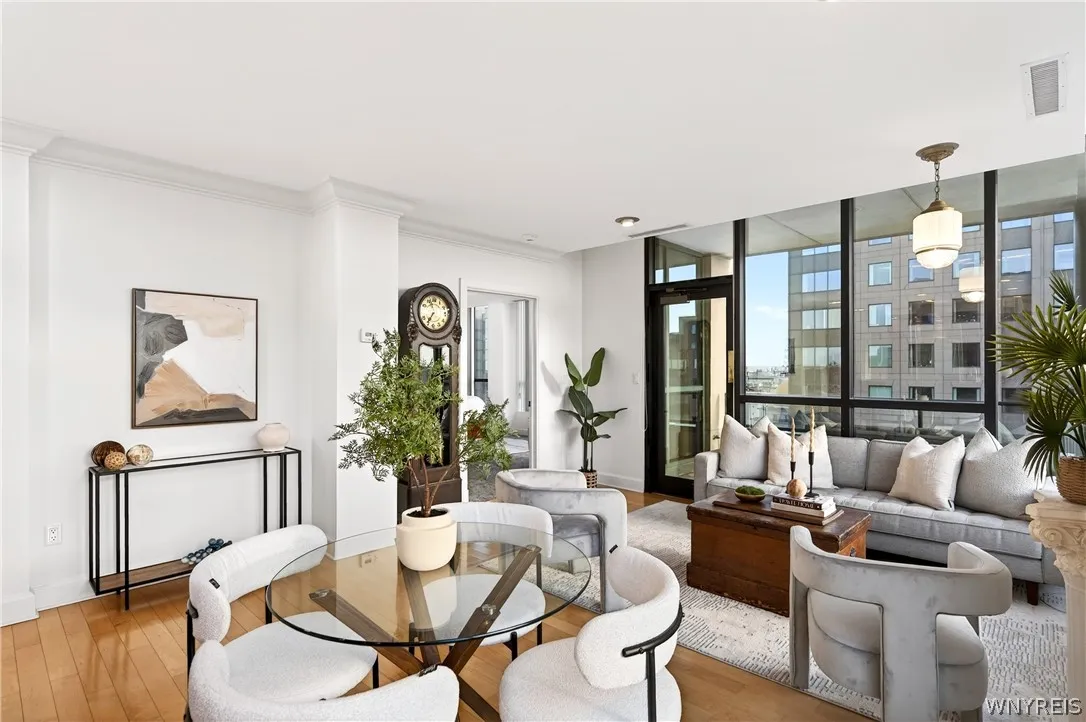 610 Main Street 1201, Buffalo, New York 14202, Buffalo, New York 14202, 2 Bedrooms Bedrooms, 6 Rooms Rooms,2 BathroomsBathrooms,Residential,For Sale,610 Main Street 1201, Buffalo, New York 14202,0,B1675083