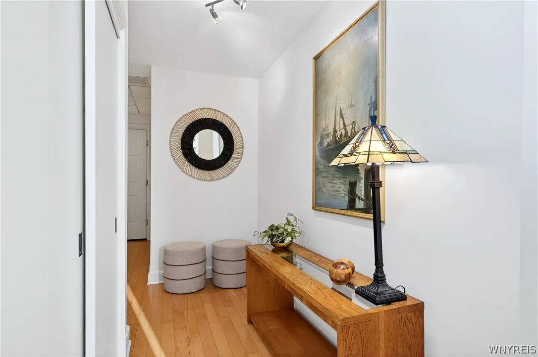 610 Main Street 1201, Buffalo, New York 14202, Buffalo, New York 14202, 2 Bedrooms Bedrooms, 6 Rooms Rooms,2 BathroomsBathrooms,Residential,For Sale,610 Main Street 1201, Buffalo, New York 14202,0,B1675083