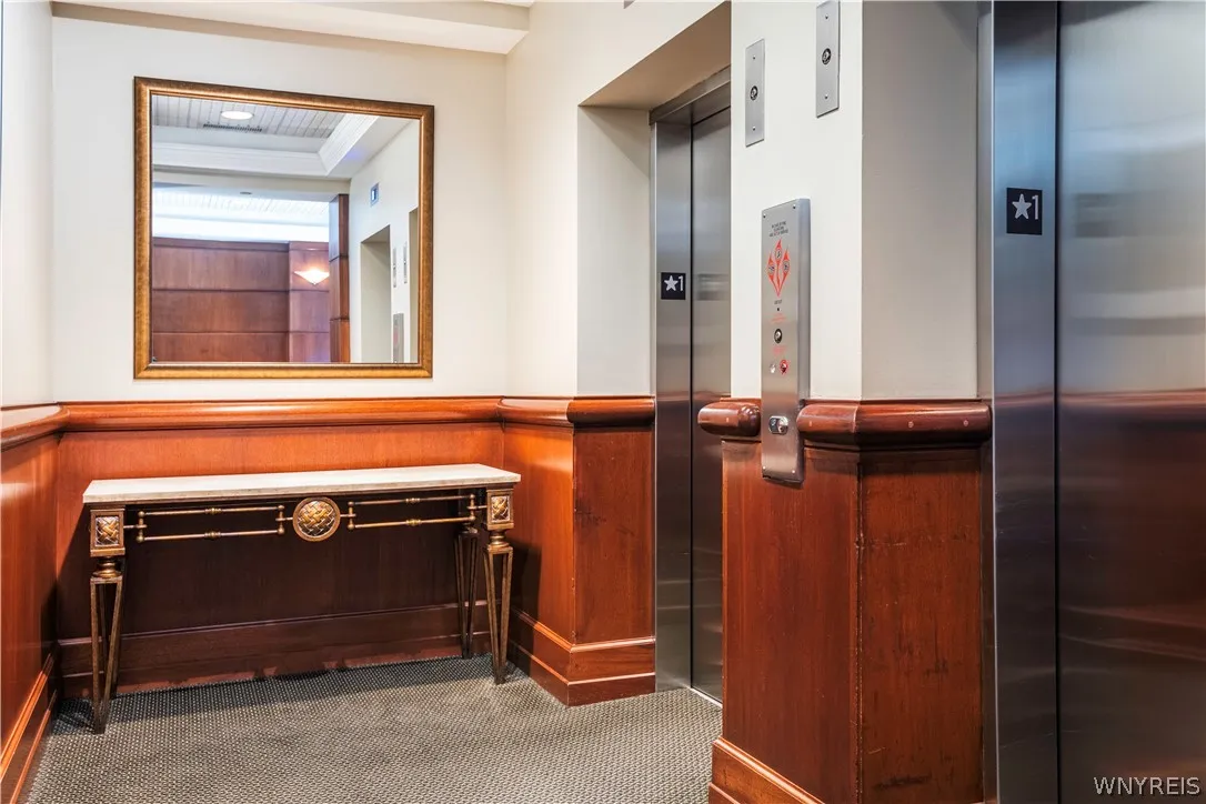 610 Main Street 1201, Buffalo, New York 14202, Buffalo, New York 14202, 2 Bedrooms Bedrooms, 6 Rooms Rooms,2 BathroomsBathrooms,Residential,For Sale,610 Main Street 1201, Buffalo, New York 14202,0,B1675083