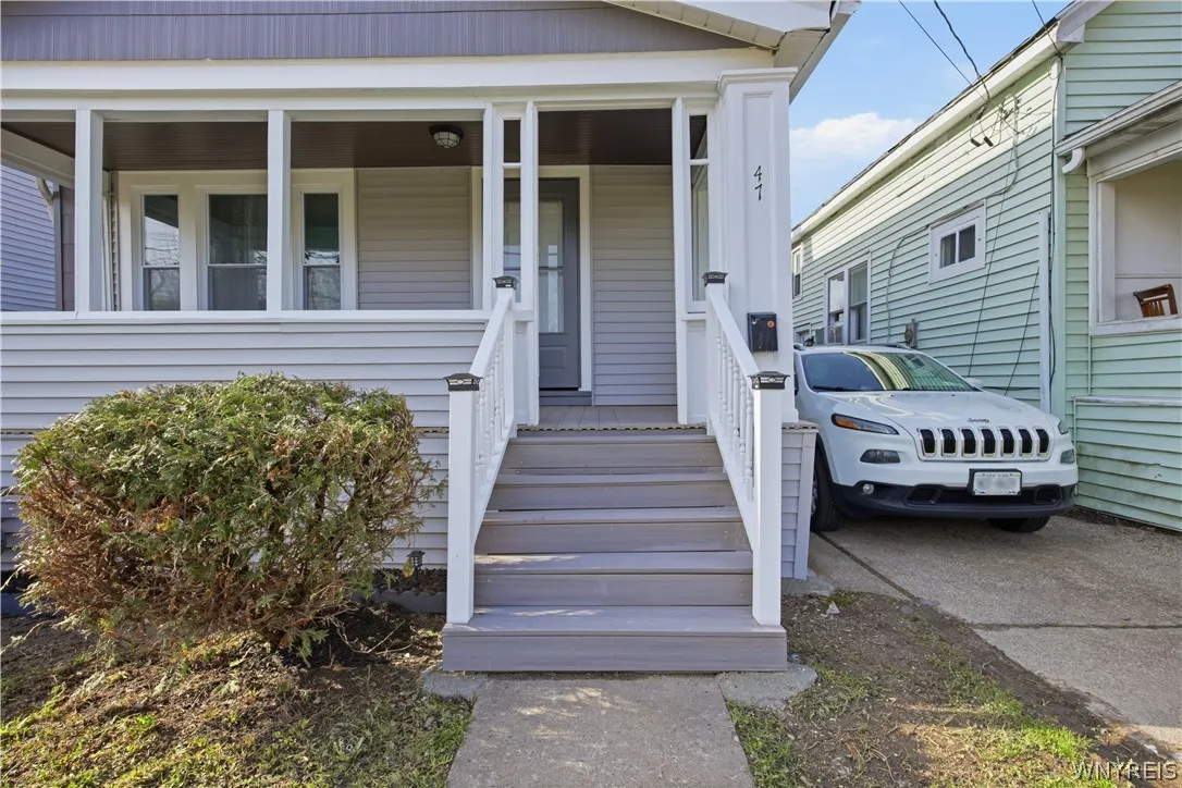 47 Fennimore Avenue, Buffalo, New York 14215, Buffalo, New York 14215, 4 Bedrooms Bedrooms, 8 Rooms Rooms,2 BathroomsBathrooms,Residential,For Sale,47 Fennimore Avenue, Buffalo, New York 14215,0,B1674723