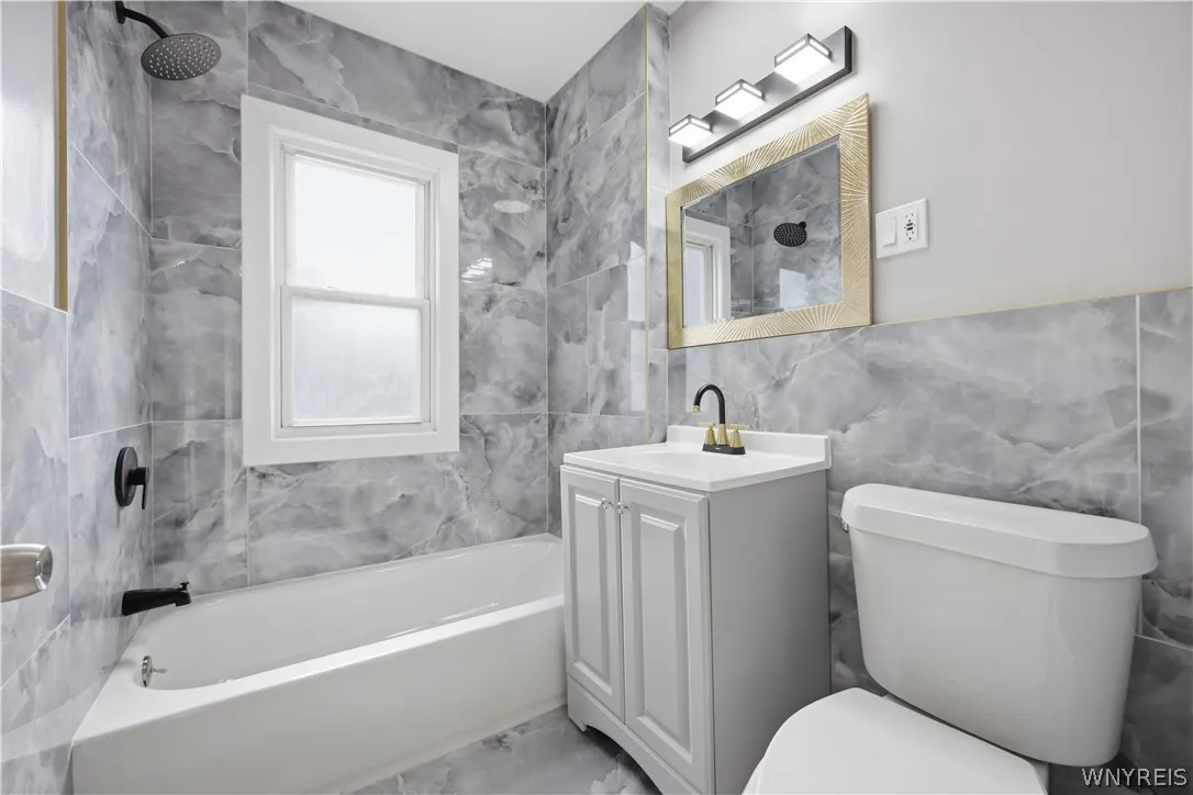 47 Fennimore Avenue, Buffalo, New York 14215, Buffalo, New York 14215, 4 Bedrooms Bedrooms, 8 Rooms Rooms,2 BathroomsBathrooms,Residential,For Sale,47 Fennimore Avenue, Buffalo, New York 14215,0,B1674723