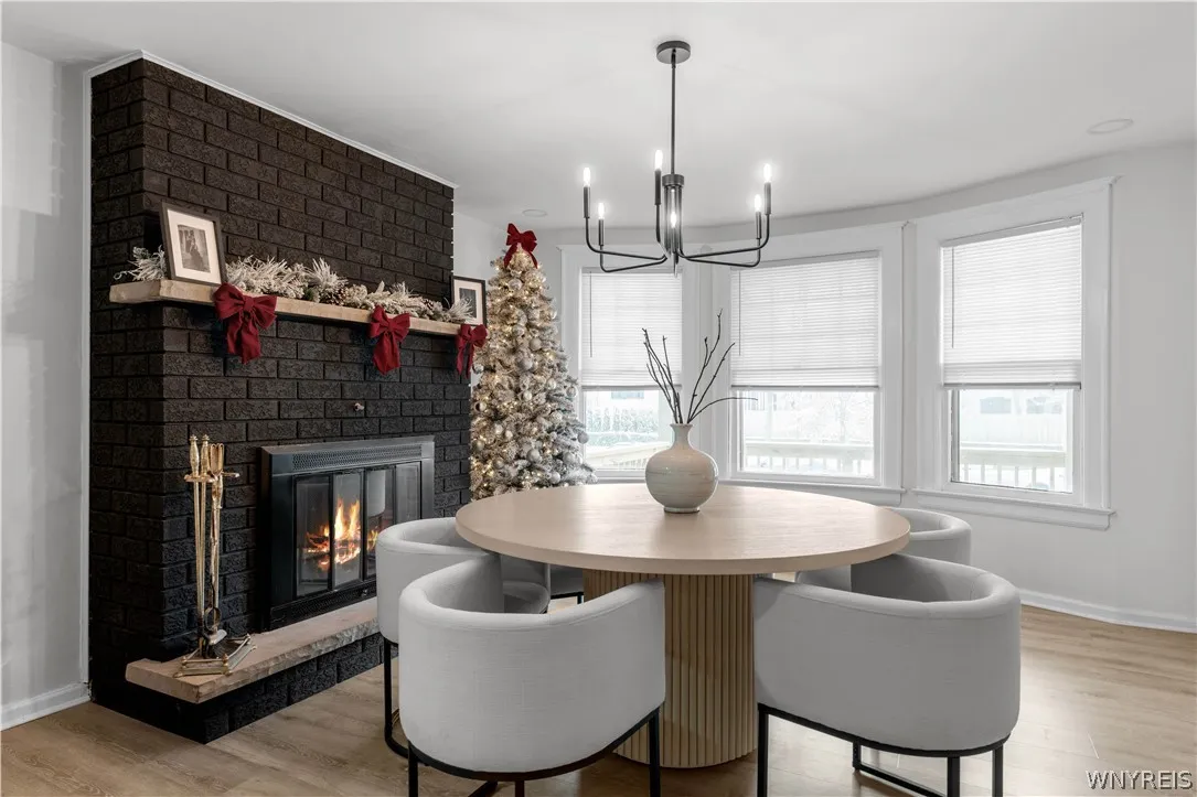 641 Forest, Buffalo, New York 14222, Buffalo, New York 14222, 2 Bedrooms Bedrooms, 5 Rooms Rooms,1 BathroomBathrooms,Residential Lease,For Rent,641 Forest, Buffalo, New York 14222,0,B1675841