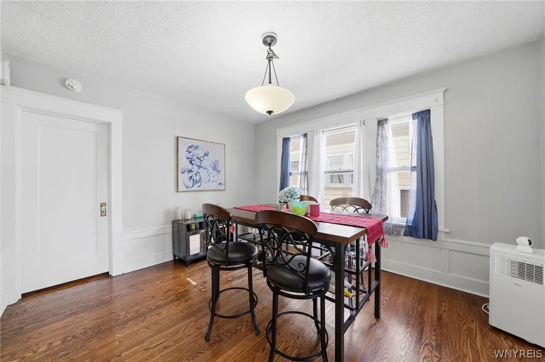 226 Tacoma Avenue, Buffalo, New York 14216, Buffalo, New York 14216, 3 Bedrooms Bedrooms, 6 Rooms Rooms,1 BathroomBathrooms,Residential Lease,For Rent,226 Tacoma Avenue, Buffalo, New York 14216,0,B1675250