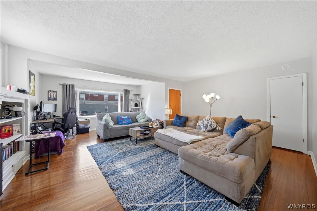 226 Tacoma Avenue, Buffalo, New York 14216, Buffalo, New York 14216, 3 Bedrooms Bedrooms, 6 Rooms Rooms,1 BathroomBathrooms,Residential Lease,For Rent,226 Tacoma Avenue, Buffalo, New York 14216,0,B1675250