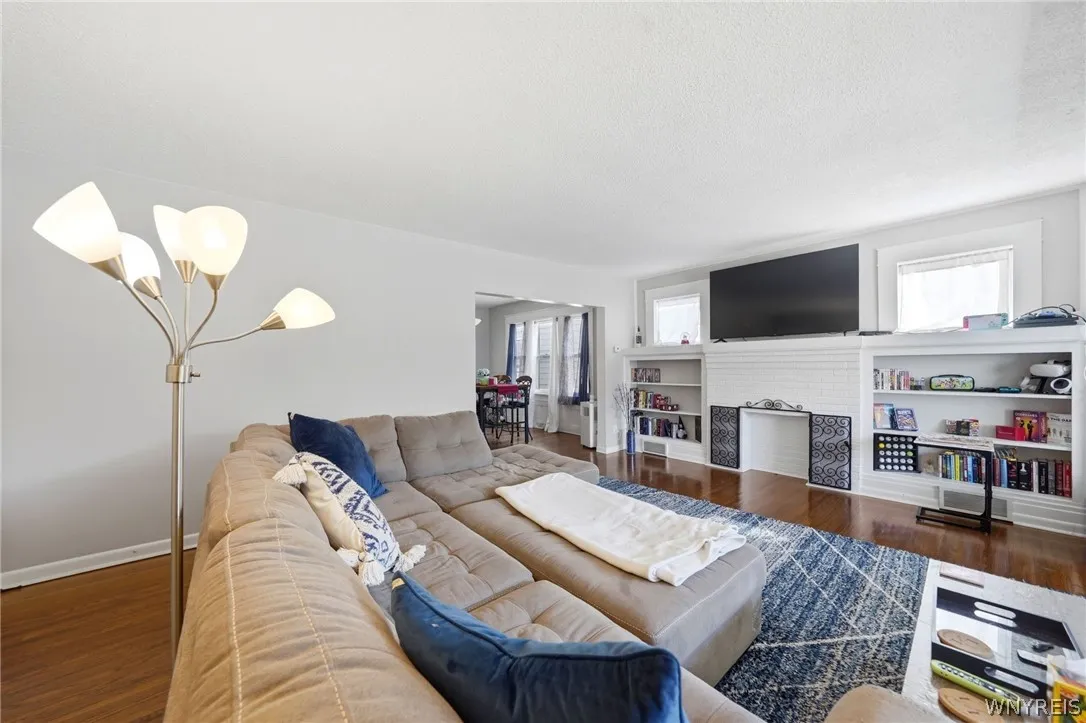 226 Tacoma Avenue, Buffalo, New York 14216, Buffalo, New York 14216, 3 Bedrooms Bedrooms, 6 Rooms Rooms,1 BathroomBathrooms,Residential Lease,For Rent,226 Tacoma Avenue, Buffalo, New York 14216,0,B1675250