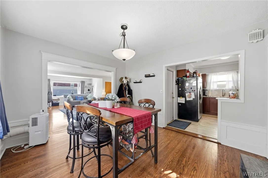 226 Tacoma Avenue, Buffalo, New York 14216, Buffalo, New York 14216, 3 Bedrooms Bedrooms, 6 Rooms Rooms,1 BathroomBathrooms,Residential Lease,For Rent,226 Tacoma Avenue, Buffalo, New York 14216,0,B1675250