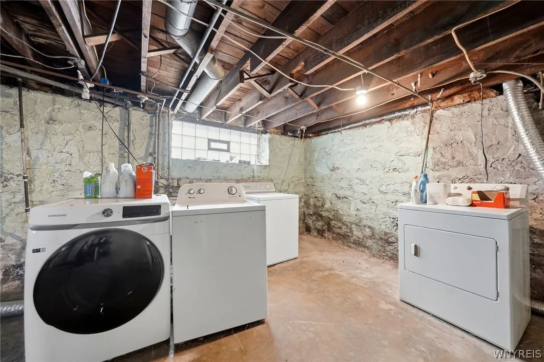 226 Tacoma Avenue, Buffalo, New York 14216, Buffalo, New York 14216, 3 Bedrooms Bedrooms, 6 Rooms Rooms,1 BathroomBathrooms,Residential Lease,For Rent,226 Tacoma Avenue, Buffalo, New York 14216,0,B1675250