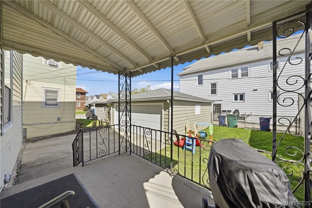 226 Tacoma Avenue, Buffalo, New York 14216, Buffalo, New York 14216, 3 Bedrooms Bedrooms, 6 Rooms Rooms,1 BathroomBathrooms,Residential Lease,For Rent,226 Tacoma Avenue, Buffalo, New York 14216,0,B1675250