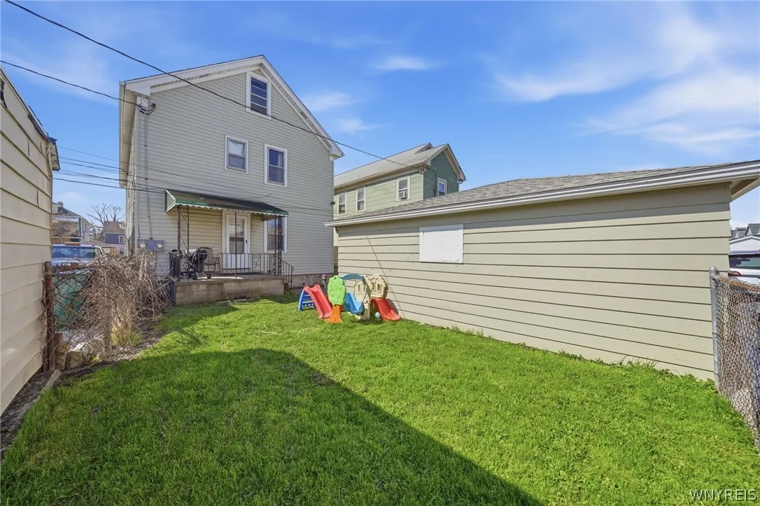 226 Tacoma Avenue, Buffalo, New York 14216, Buffalo, New York 14216, 3 Bedrooms Bedrooms, 6 Rooms Rooms,1 BathroomBathrooms,Residential Lease,For Rent,226 Tacoma Avenue, Buffalo, New York 14216,0,B1675250