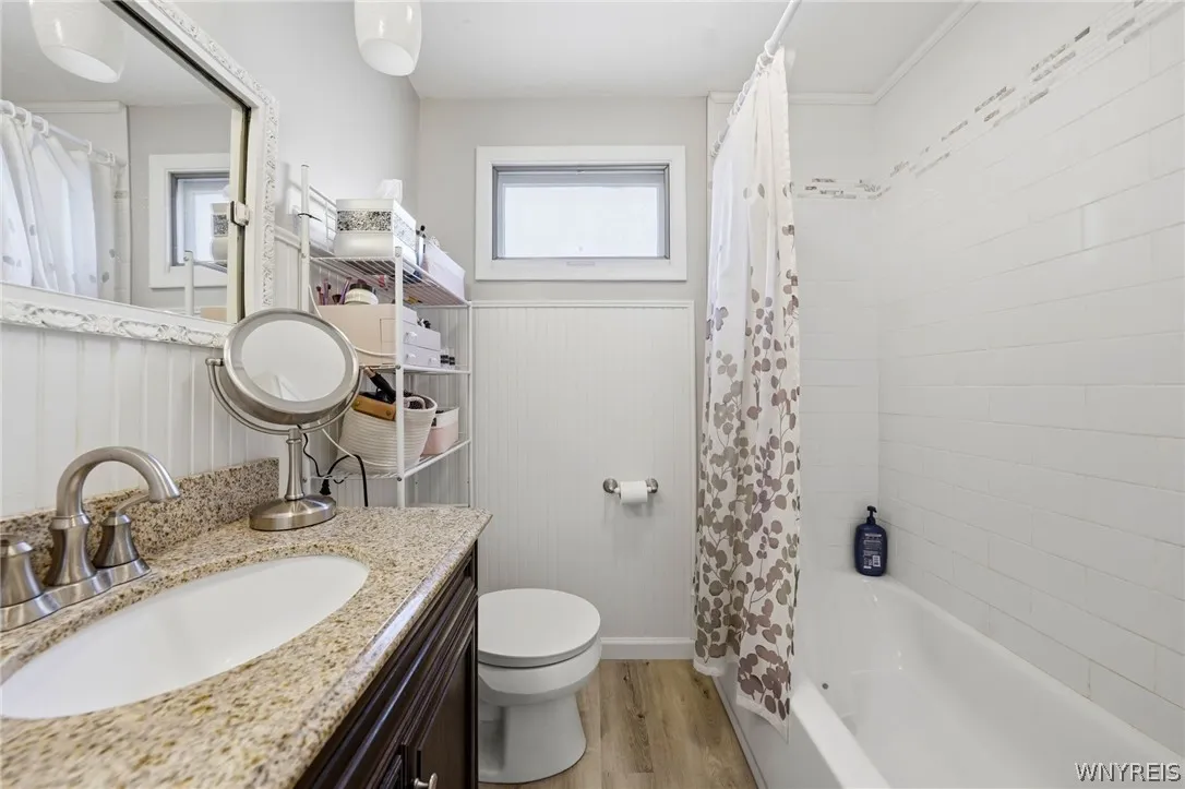 226 Tacoma Avenue, Buffalo, New York 14216, Buffalo, New York 14216, 3 Bedrooms Bedrooms, 6 Rooms Rooms,1 BathroomBathrooms,Residential Lease,For Rent,226 Tacoma Avenue, Buffalo, New York 14216,0,B1675250