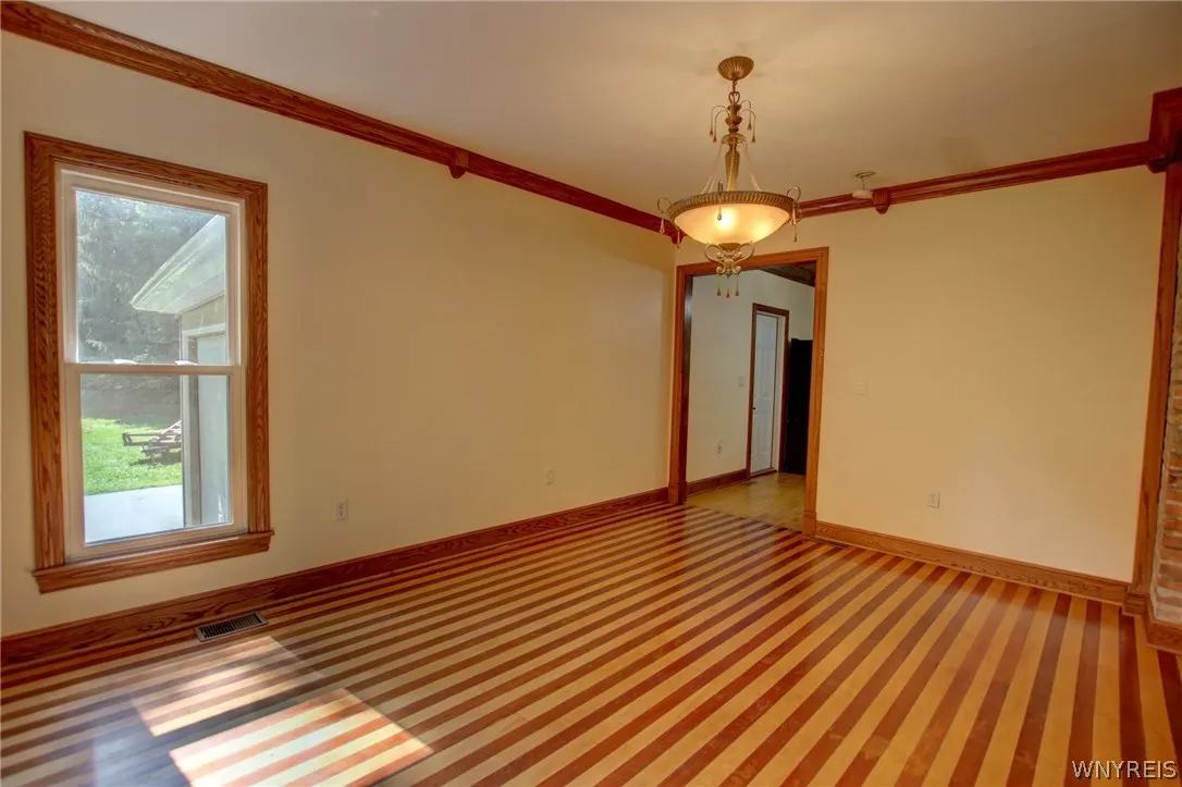 5880 Draudt Road, Orchard Park, New York 14127, Orchard Park, New York 14127, 3 Bedrooms Bedrooms, 9 Rooms Rooms,2 BathroomsBathrooms,Residential Lease,For Rent,5880 Draudt Road, Orchard Park, New York 14127,0,B1676004