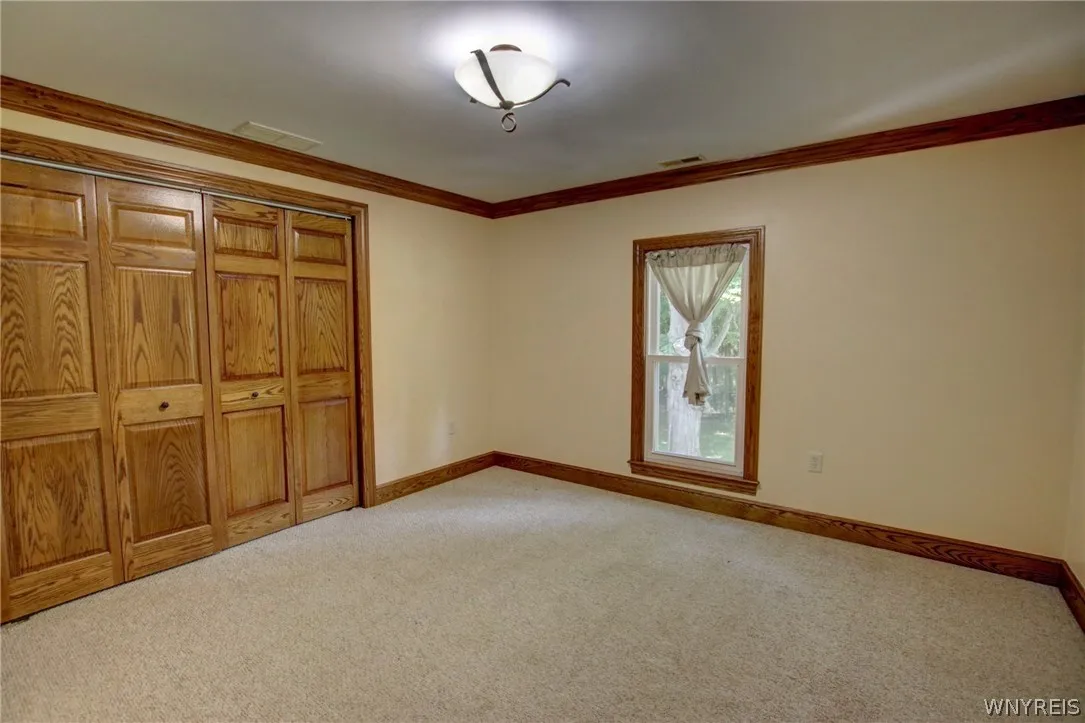 5880 Draudt Road, Orchard Park, New York 14127, Orchard Park, New York 14127, 3 Bedrooms Bedrooms, 9 Rooms Rooms,2 BathroomsBathrooms,Residential Lease,For Rent,5880 Draudt Road, Orchard Park, New York 14127,0,B1676004