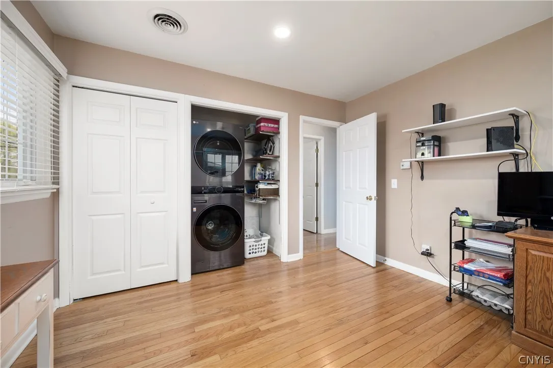 372 Genesee Street, Oneida, New York 13421, Oneida, New York 13421, 3 Bedrooms Bedrooms, 6 Rooms Rooms,2 BathroomsBathrooms,Residential,For Sale,372 Genesee Street, Oneida, New York 13421,0,S1674454
