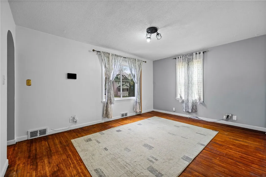 201 Arbutus Street, Rochester, New York 14609, Rochester, New York 14609, 4 Bedrooms Bedrooms, 6 Rooms Rooms,1 BathroomBathrooms,Residential,For Sale,201 Arbutus Street, Rochester, New York 14609,0,R1675907