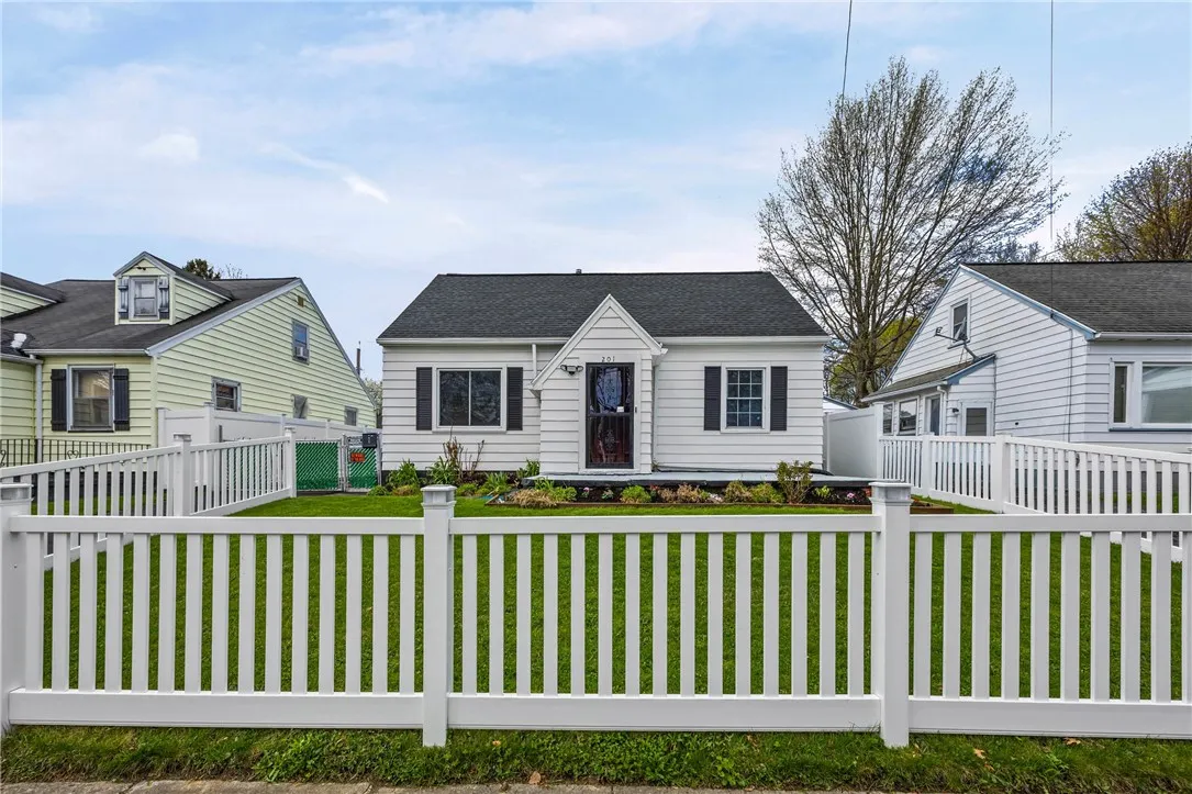201 Arbutus Street, Rochester, New York 14609, Rochester, New York 14609, 4 Bedrooms Bedrooms, 6 Rooms Rooms,1 BathroomBathrooms,Residential,For Sale,201 Arbutus Street, Rochester, New York 14609,0,R1675907