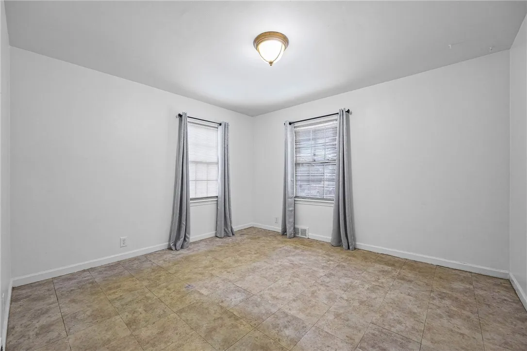 201 Arbutus Street, Rochester, New York 14609, Rochester, New York 14609, 4 Bedrooms Bedrooms, 6 Rooms Rooms,1 BathroomBathrooms,Residential,For Sale,201 Arbutus Street, Rochester, New York 14609,0,R1675907