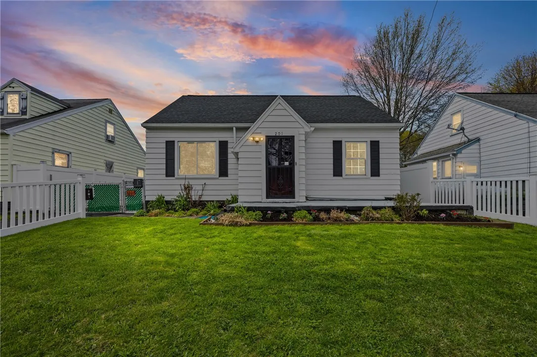 201 Arbutus Street, Rochester, New York 14609, Rochester, New York 14609, 4 Bedrooms Bedrooms, 6 Rooms Rooms,1 BathroomBathrooms,Residential,For Sale,201 Arbutus Street, Rochester, New York 14609,0,R1675907