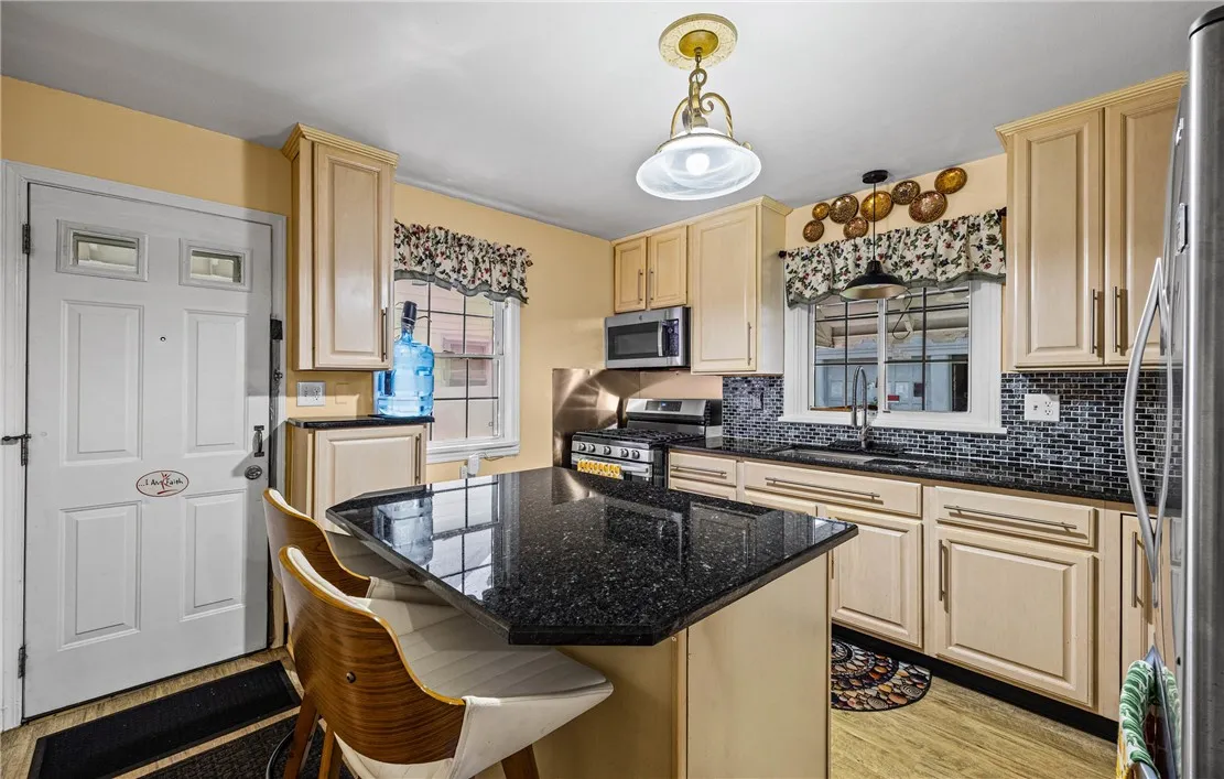 201 Arbutus Street, Rochester, New York 14609, Rochester, New York 14609, 4 Bedrooms Bedrooms, 6 Rooms Rooms,1 BathroomBathrooms,Residential,For Sale,201 Arbutus Street, Rochester, New York 14609,0,R1675907