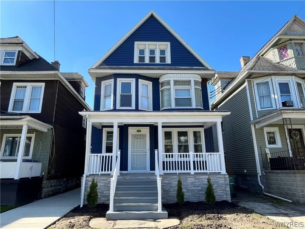 193 Lockwood Avenue, Buffalo, New York 14220, Buffalo, New York 14220, 5 Bedrooms Bedrooms, 11 Rooms Rooms,1 BathroomBathrooms,Residential,For Sale,193 Lockwood Avenue, Buffalo, New York 14220,0,B1676097