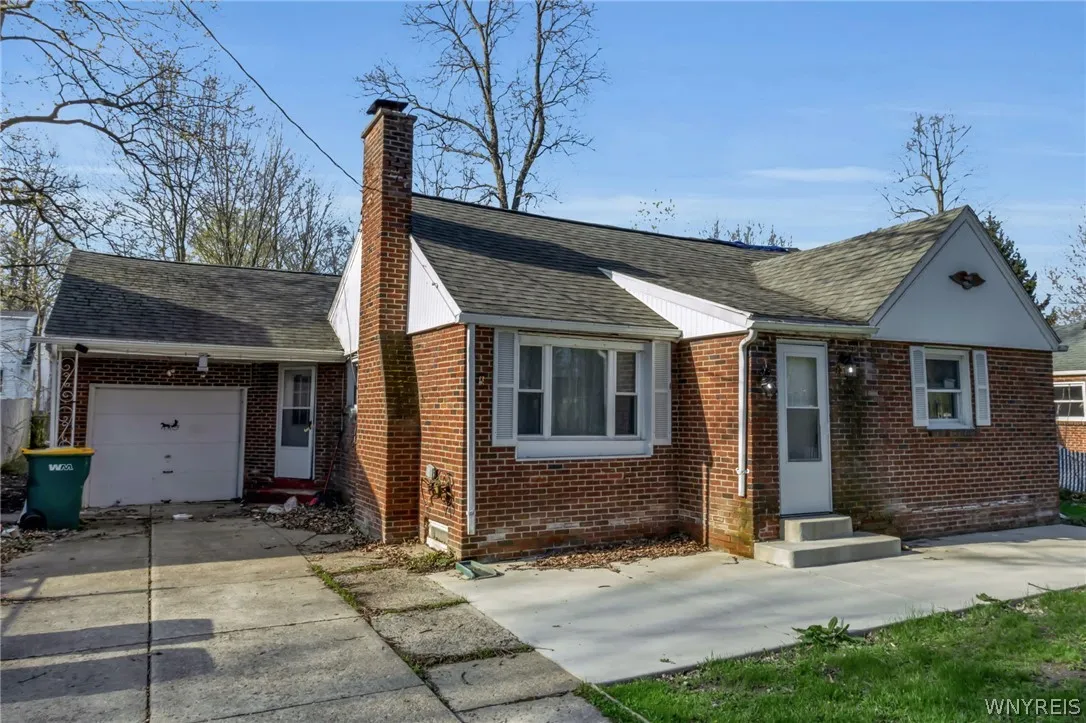 3869 Princeton Road, Hamburg, New York 14075, Hamburg, New York 14075, 3 Bedrooms Bedrooms, 4 Rooms Rooms,1 BathroomBathrooms,Residential,For Sale,3869 Princeton Road, Hamburg, New York 14075,0,B1676156