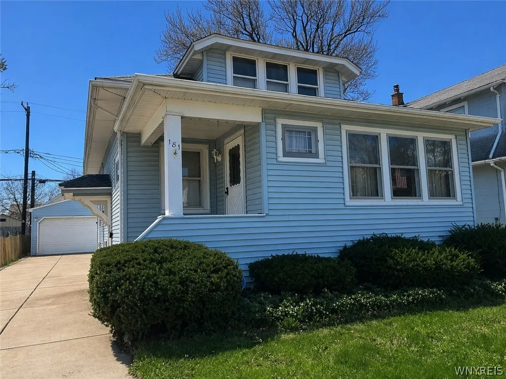 181 Knowlton Avenue, Tonawanda, New York 14217, Tonawanda, New York 14217, 3 Bedrooms Bedrooms, 7 Rooms Rooms,1 BathroomBathrooms,Residential,Closed,181 Knowlton Avenue, Tonawanda, New York 14217,0,B1675959