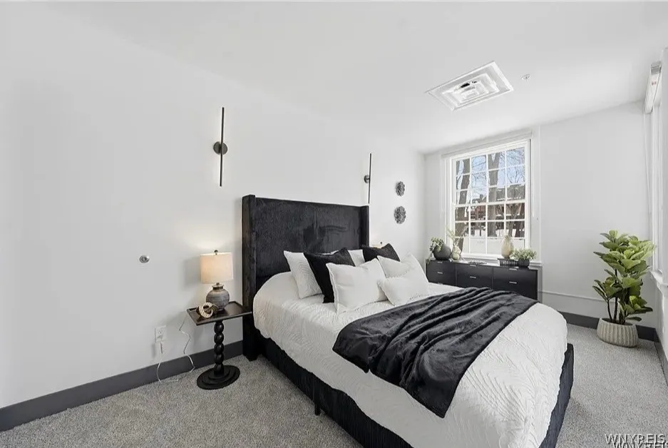 model unit 205
