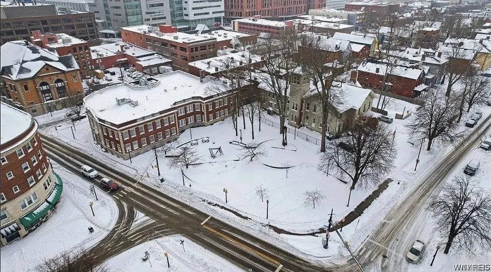 pubic park/greenspace next to building