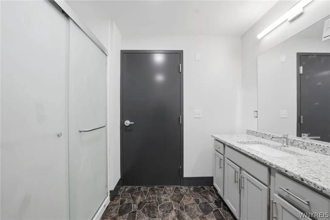 40 North Street 204, Buffalo, New York 14202, Buffalo, New York 14202, 1 Bedroom Bedrooms, 2 Rooms Rooms,1 BathroomBathrooms,Residential Lease,For Rent,40 North Street 204, Buffalo, New York 14202,0,B1676414